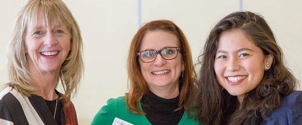 women-in-networking-img